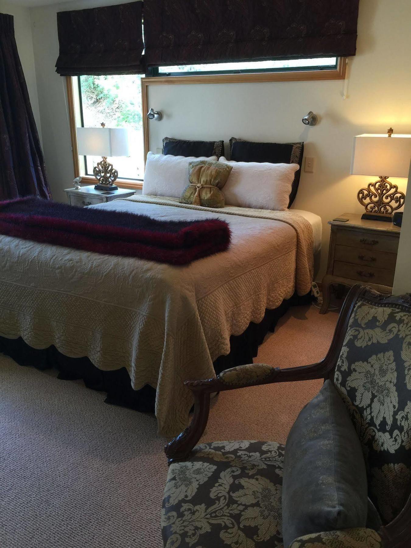 The Flying Trout Boutique Lodge Taupo Eksteriør billede