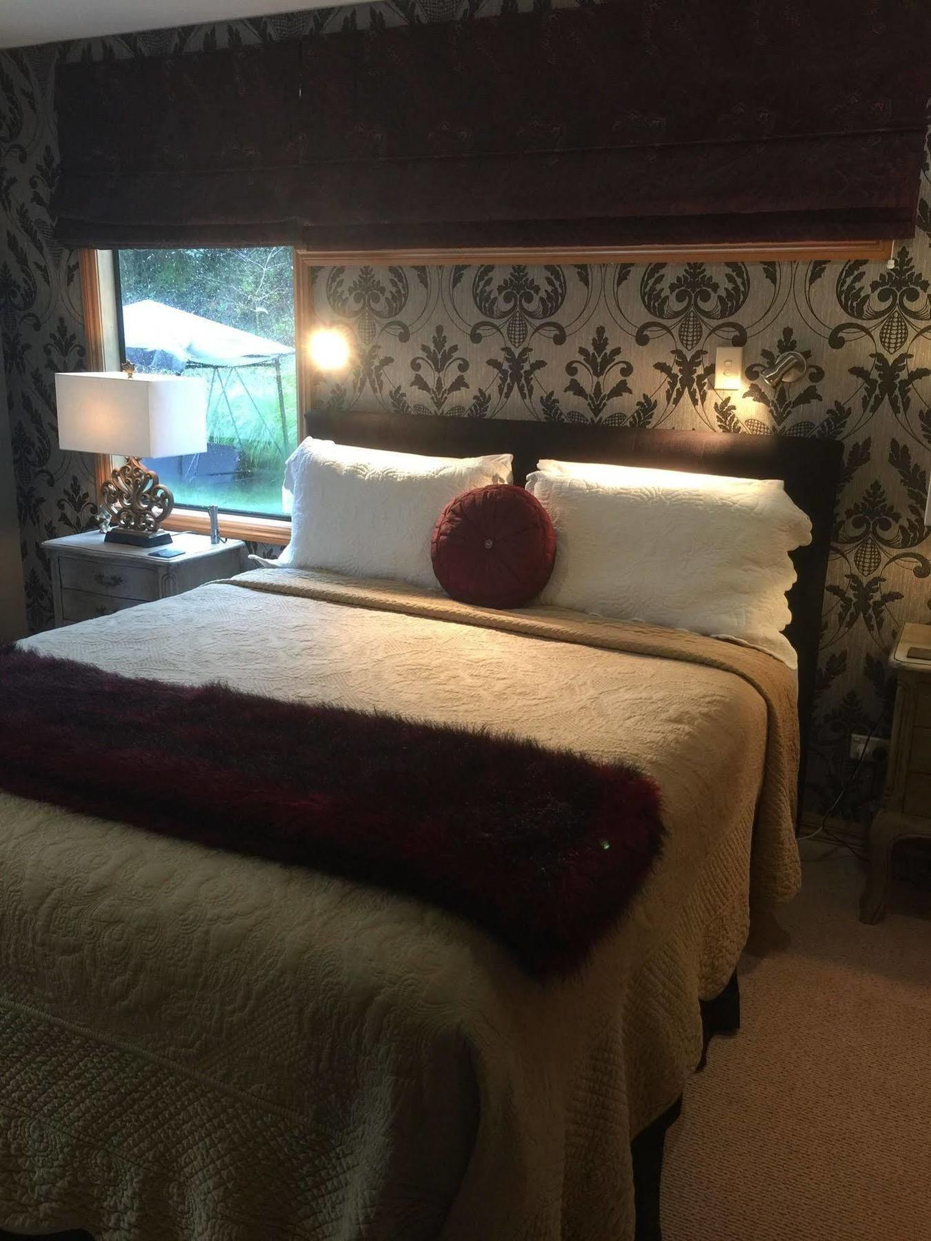 The Flying Trout Boutique Lodge Taupo Eksteriør billede